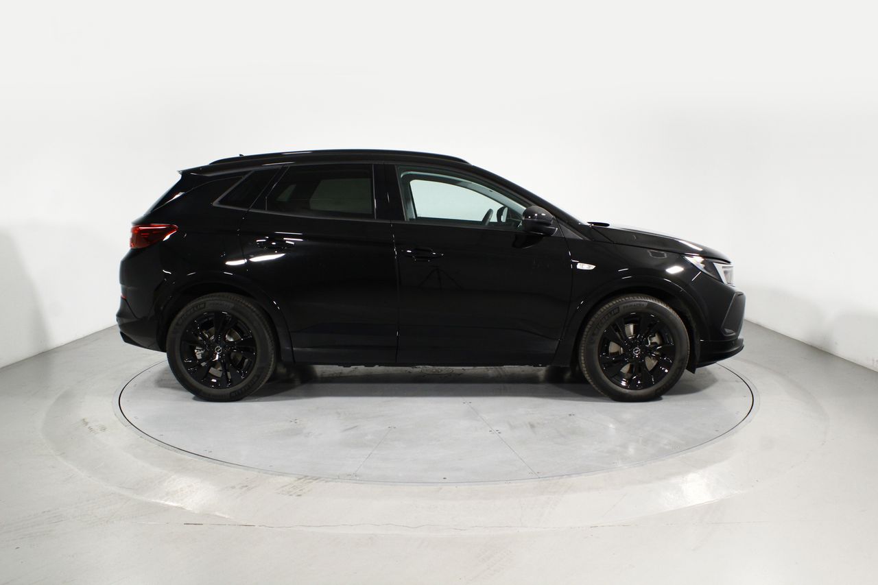 Foto Opel Grandland X 3