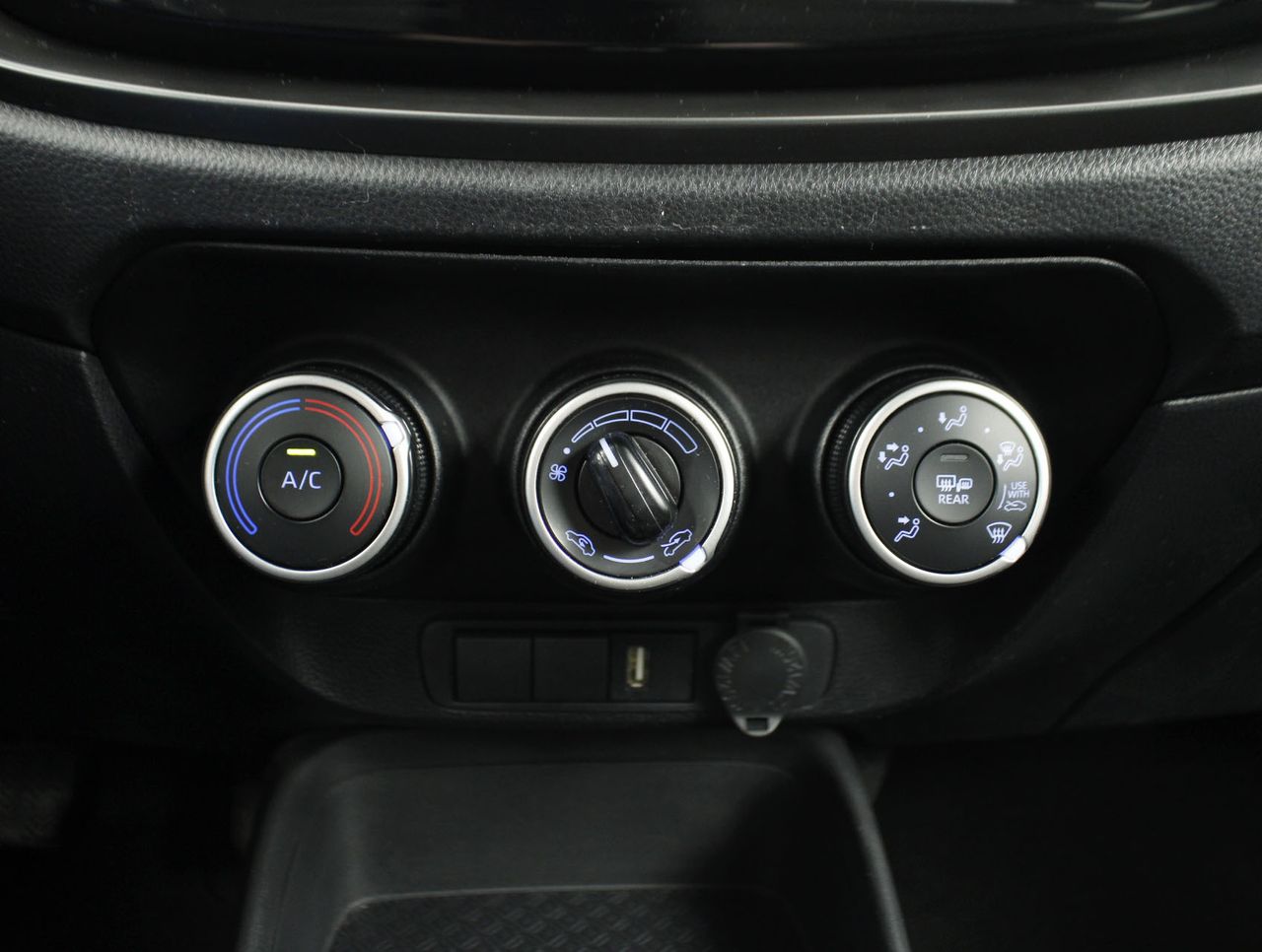 Foto Toyota Aygo 11
