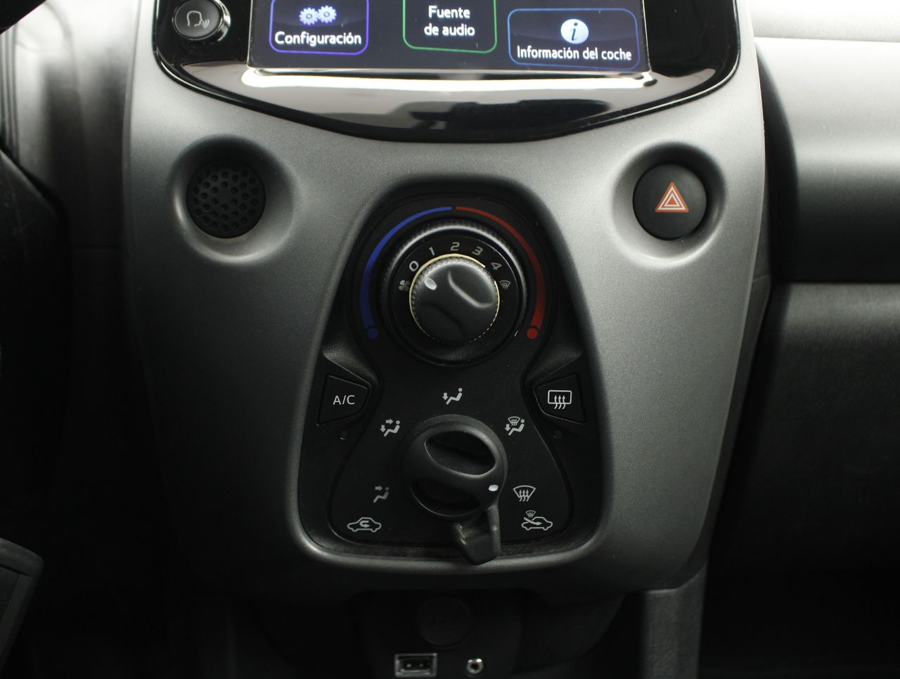 Foto Toyota Aygo 11