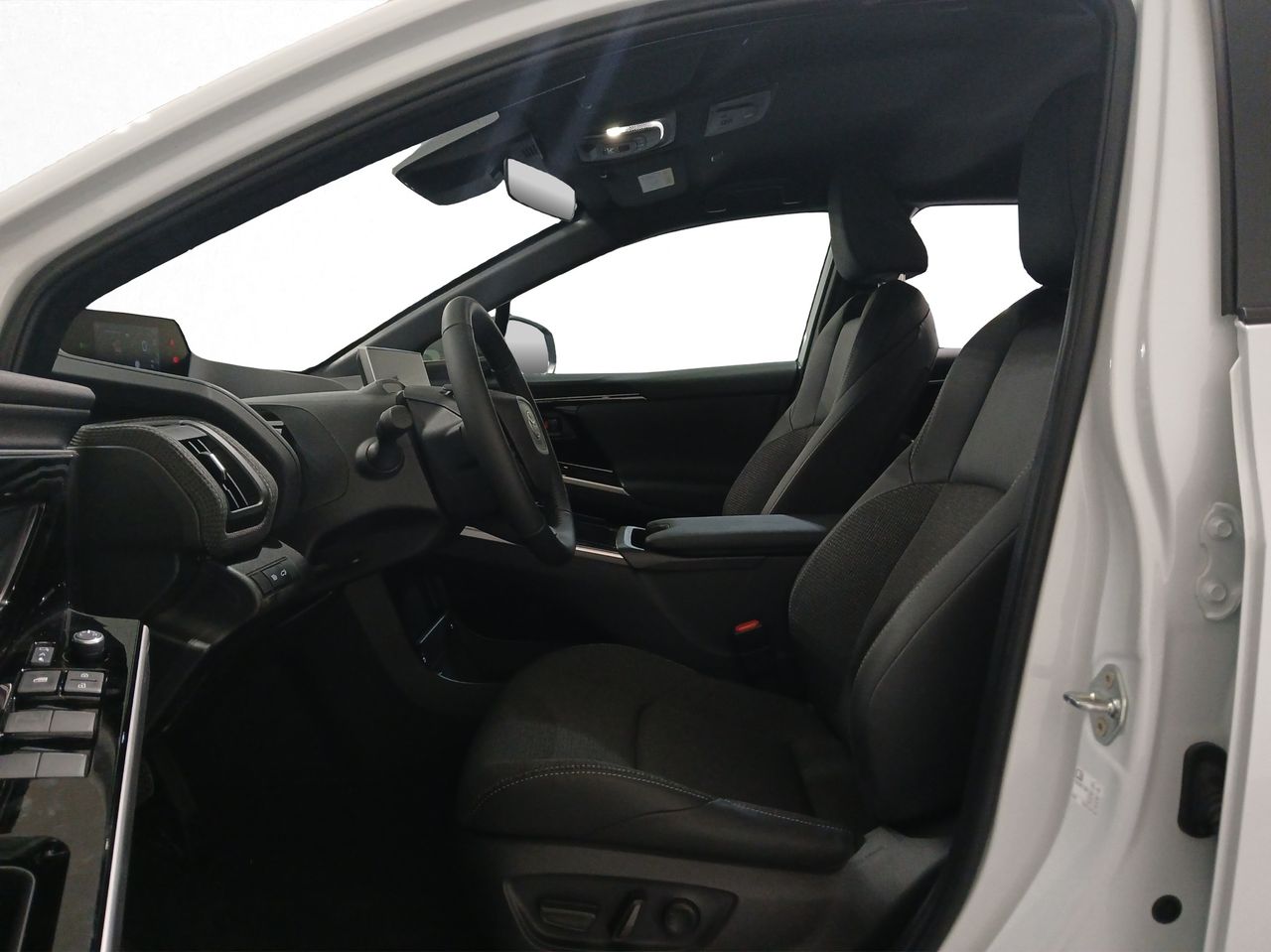 Foto Toyota BZ4X 26