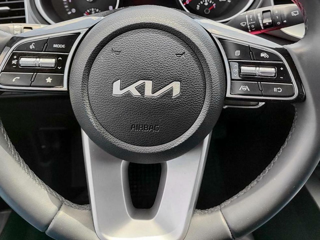 Foto Kia XCeed 7