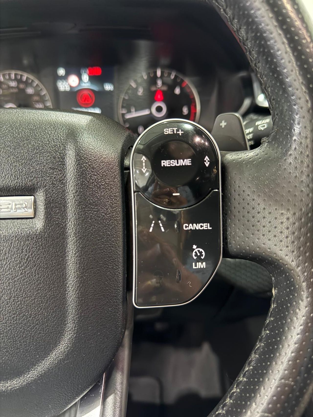 Foto Land-Rover Range Rover Velar 11