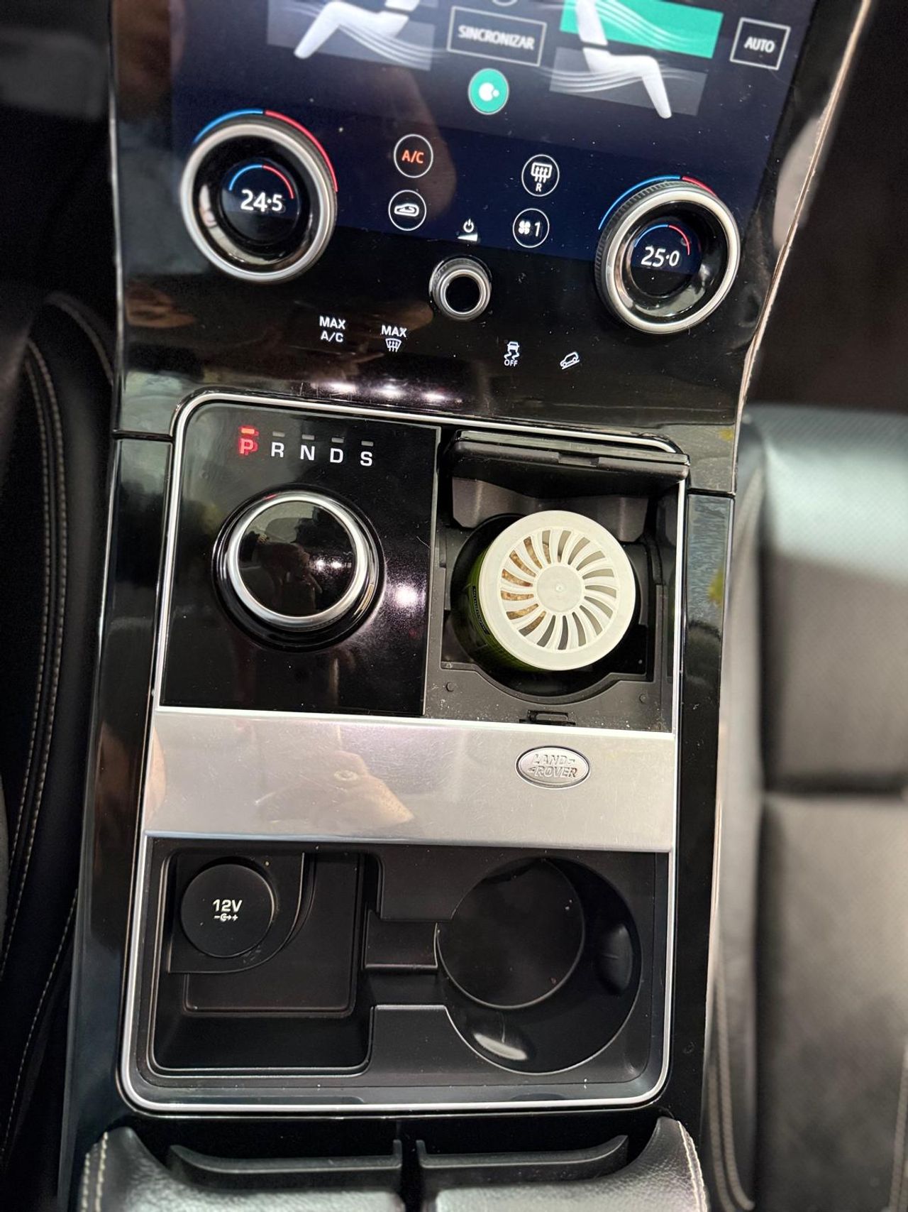Foto Land-Rover Range Rover Velar 13