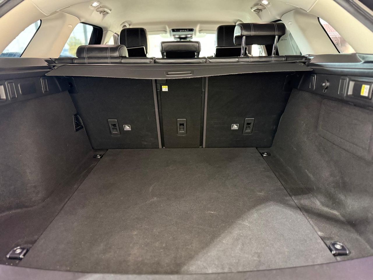 Foto Land-Rover Range Rover Velar 19