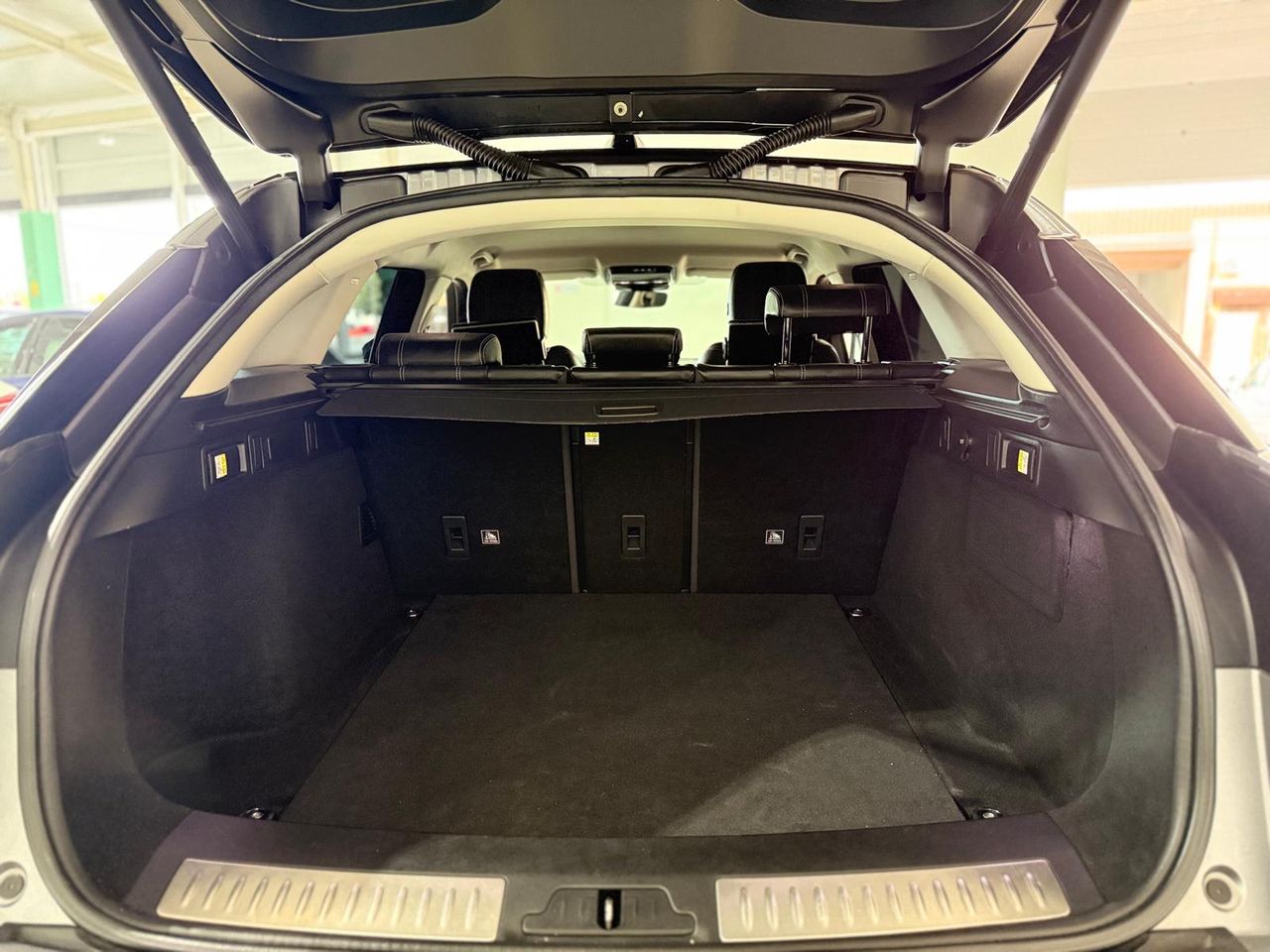 Foto Land-Rover Range Rover Velar 20