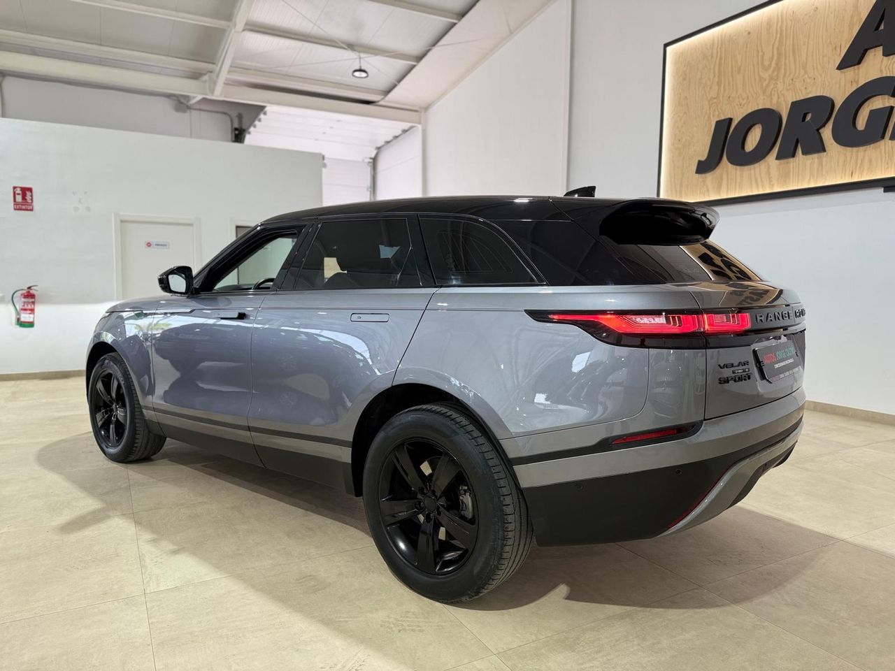 Foto Land-Rover Range Rover Velar 33