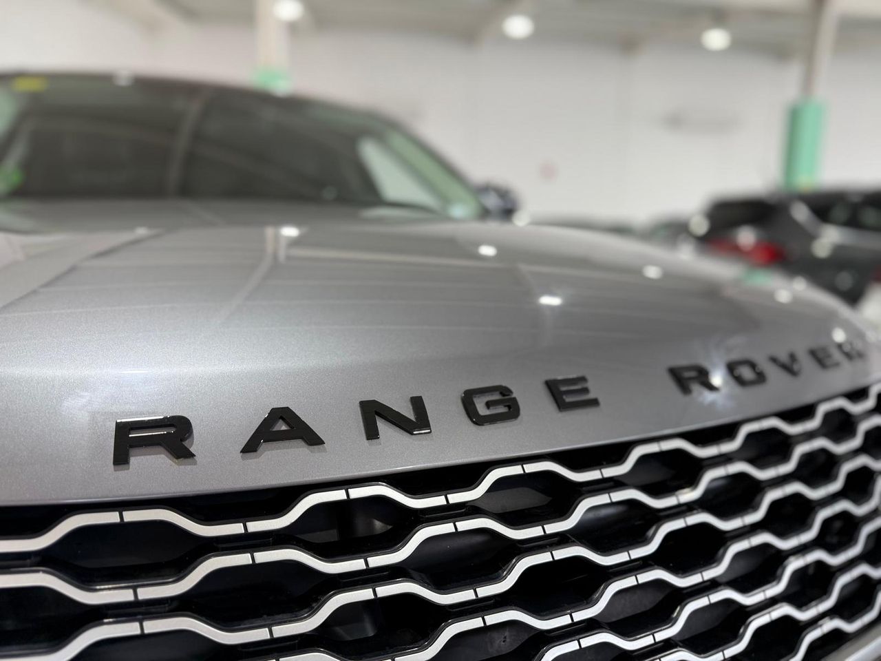 Foto Land-Rover Range Rover Velar 36