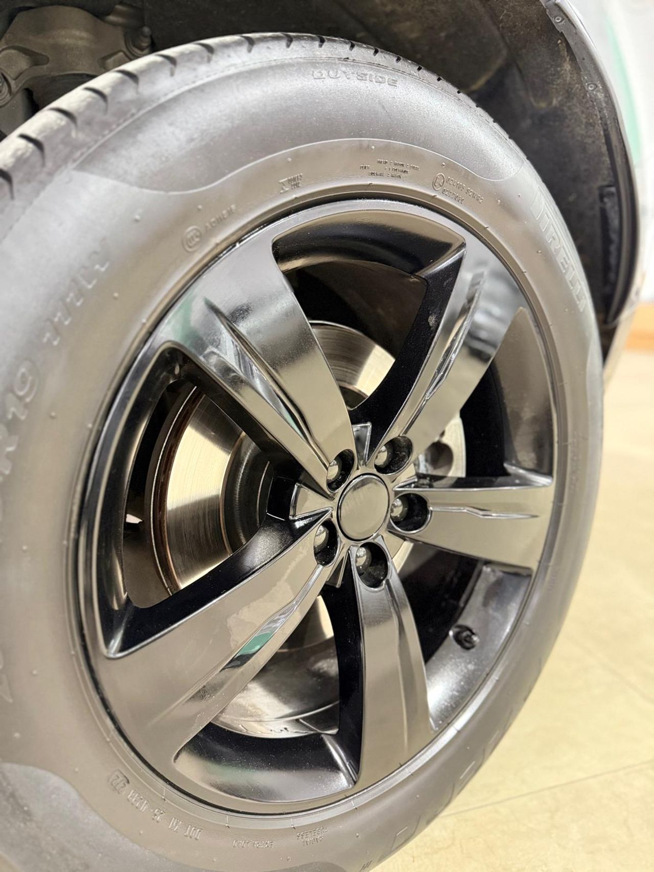 Foto Land-Rover Range Rover Velar 38