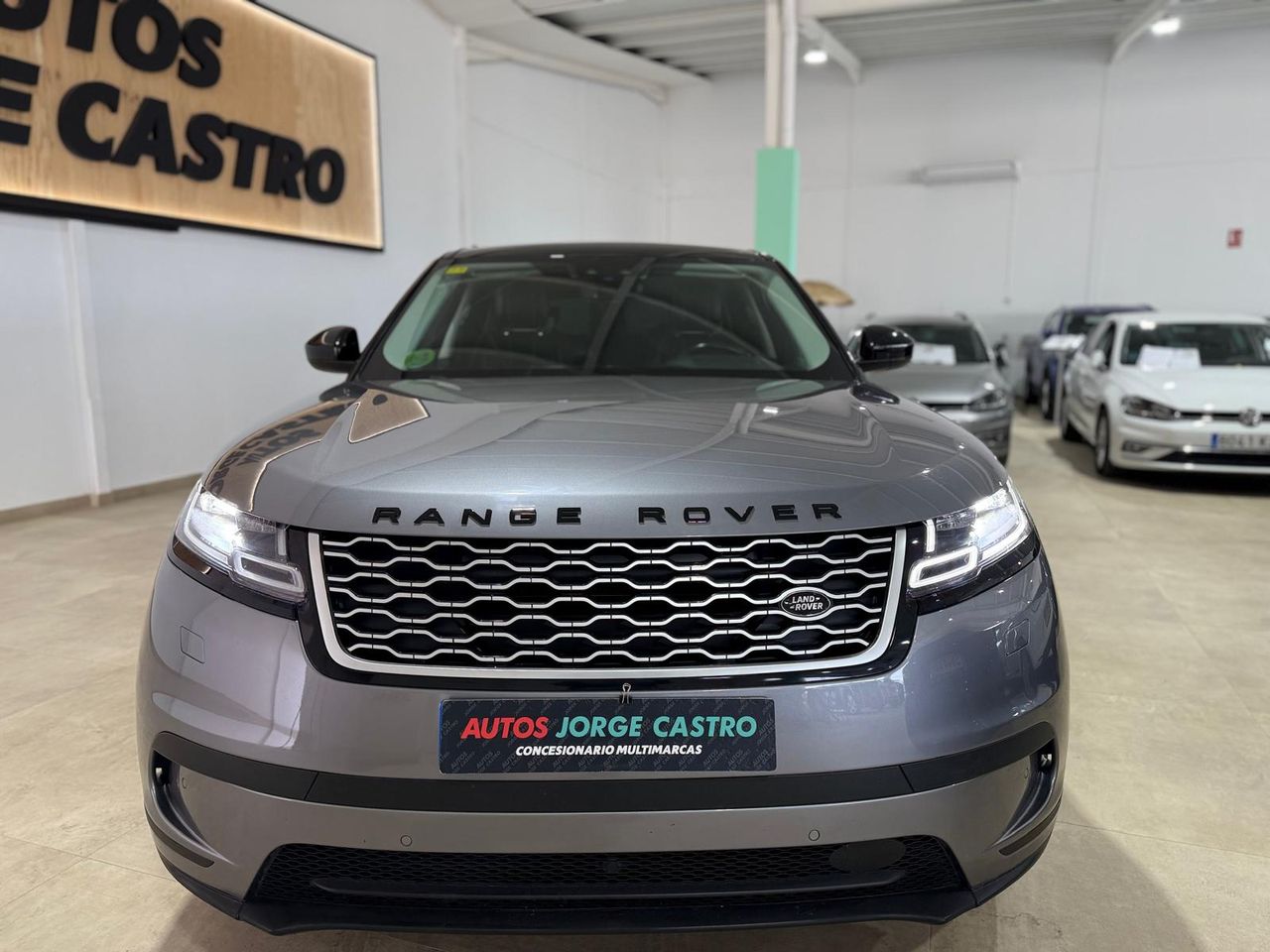 Foto Land-Rover Range Rover Velar 40