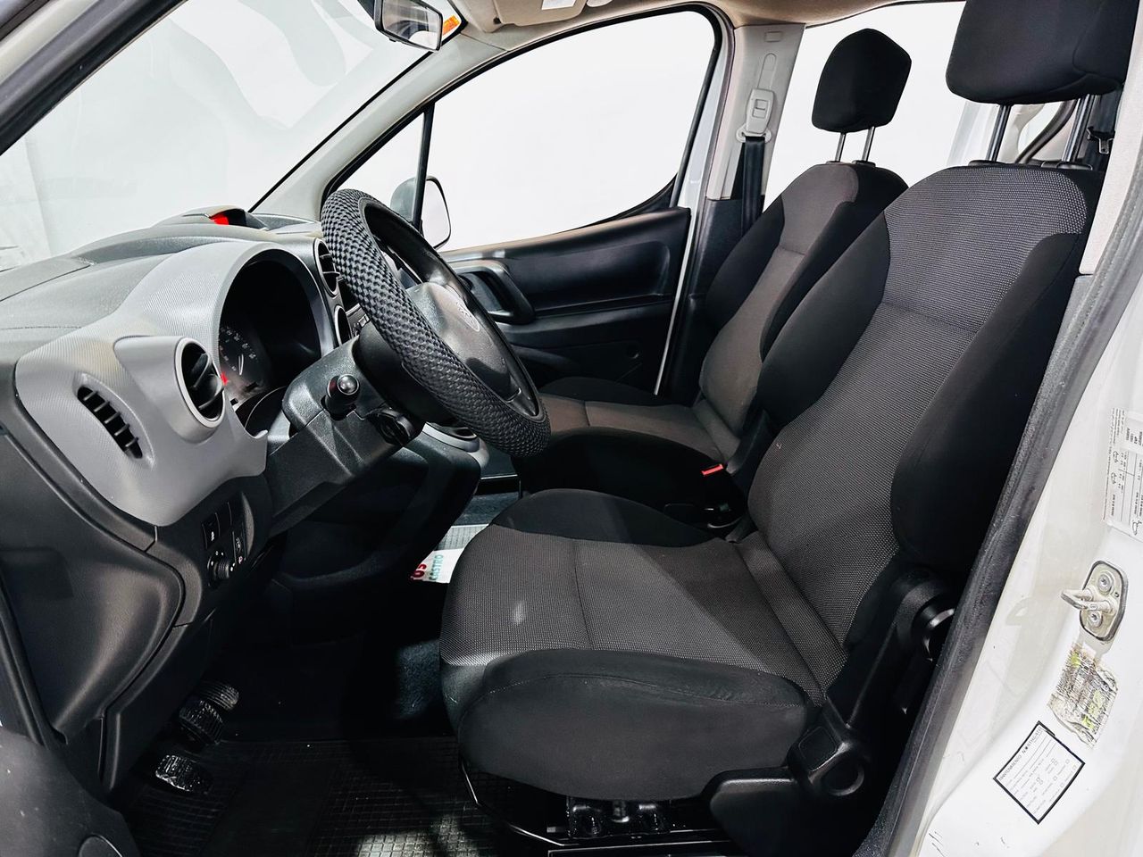 Foto Peugeot Partner 19