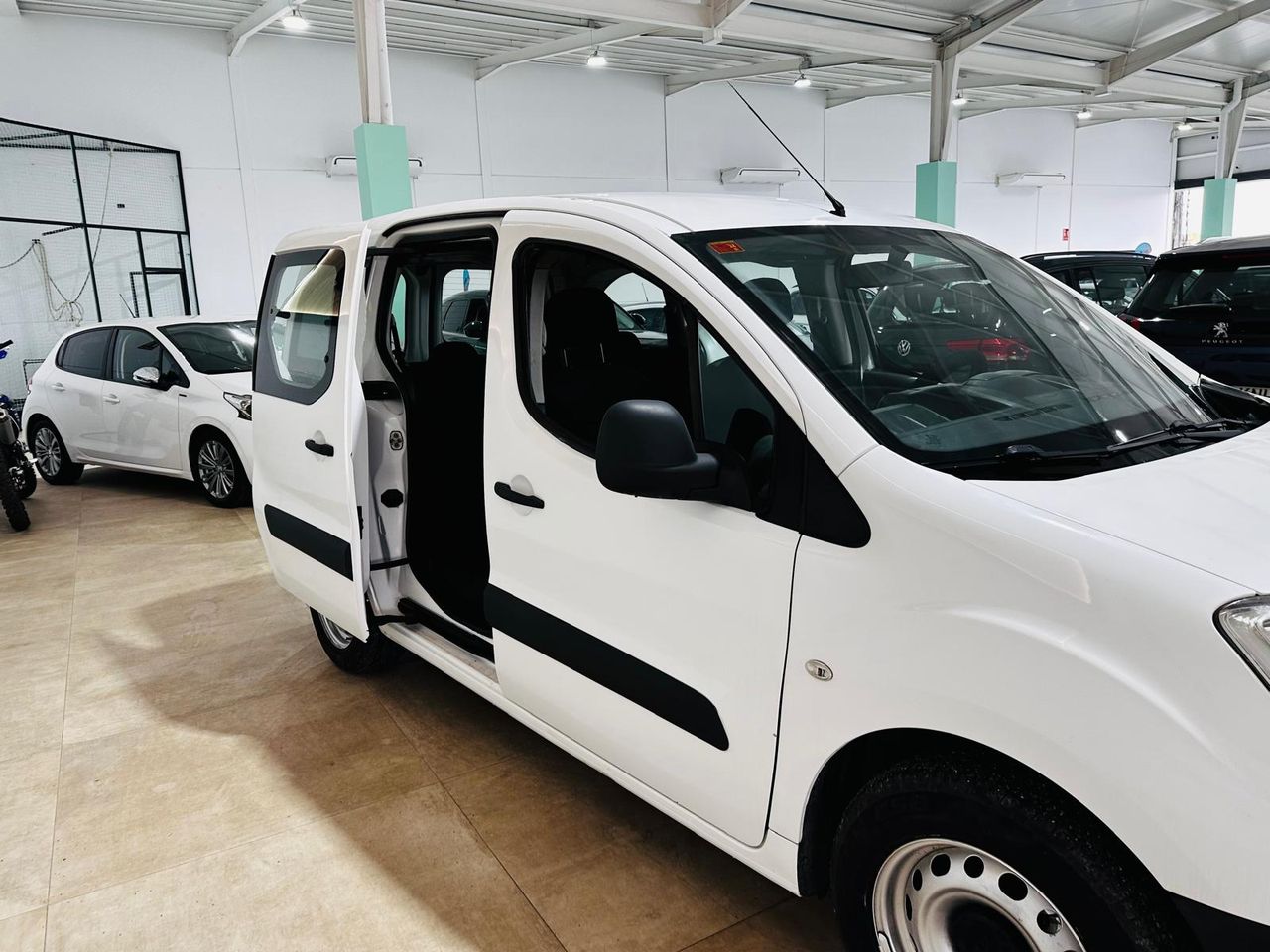 Foto Peugeot Partner 21