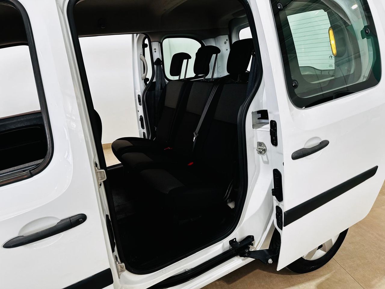 Foto Renault Kangoo 17