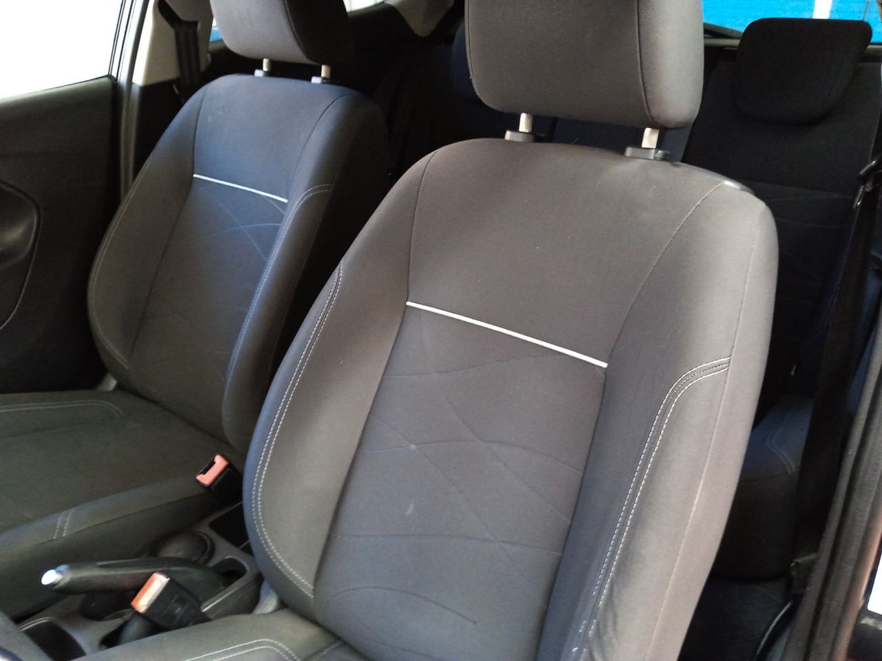 Foto Ford Fiesta 15