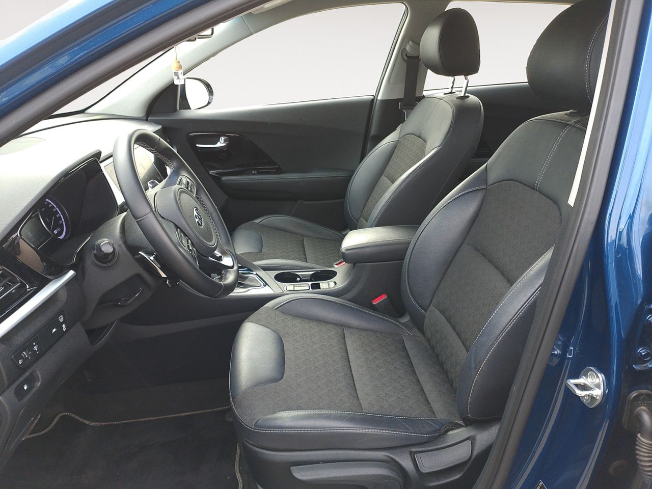 Foto Kia Niro 8