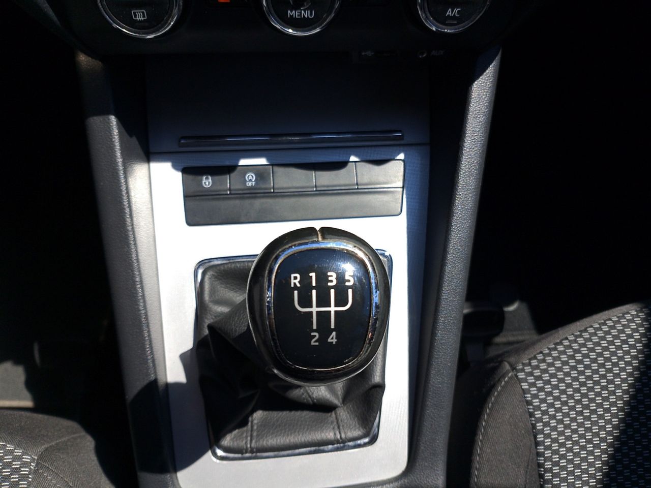 Foto Skoda Octavia 12