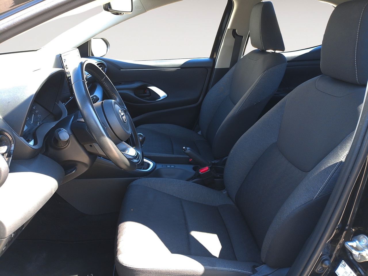 Foto Toyota Yaris 8