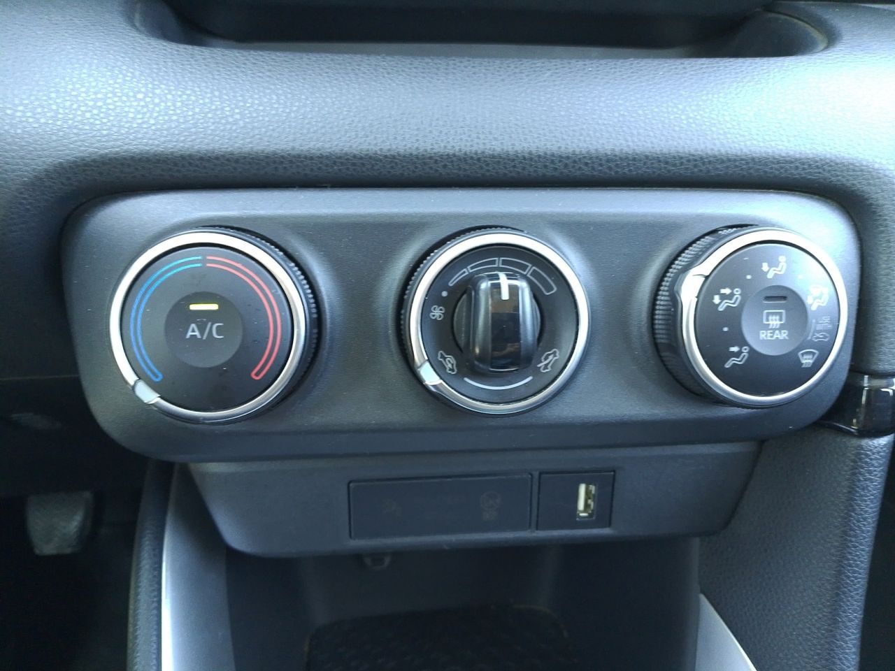 Foto Toyota Yaris 18