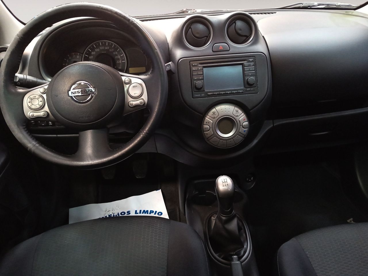 Foto Nissan Micra 6
