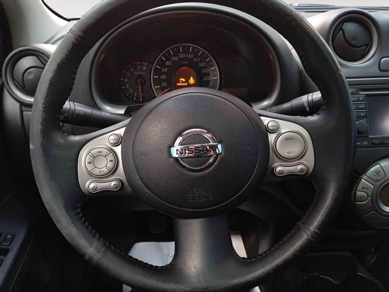 Foto Nissan Micra 7