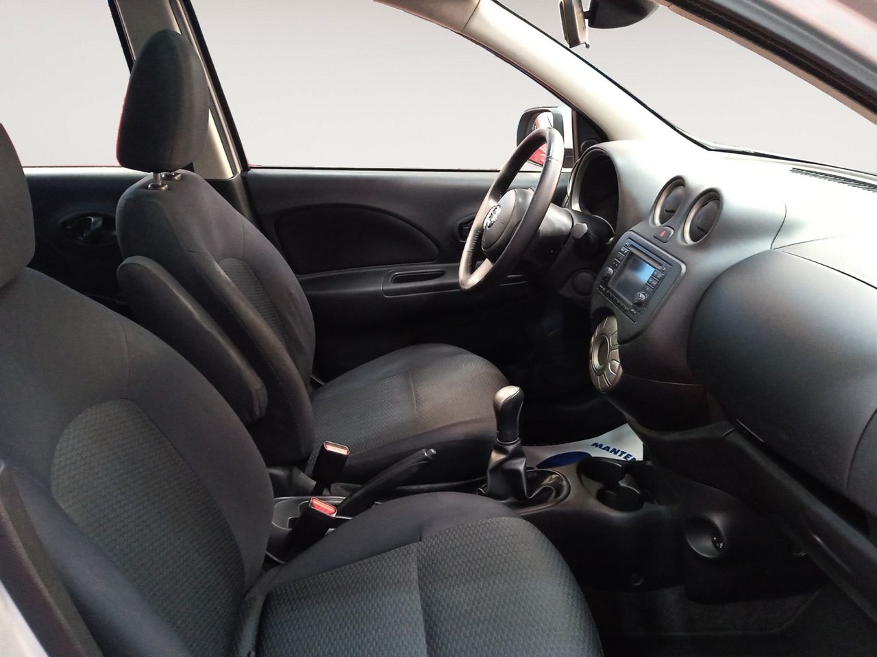 Foto Nissan Micra 10