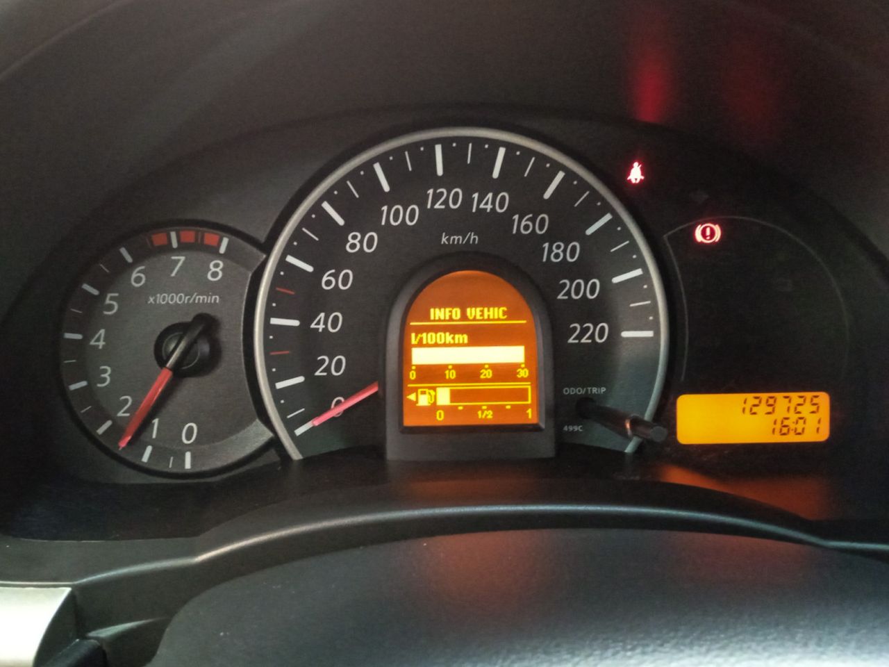 Foto Nissan Micra 13