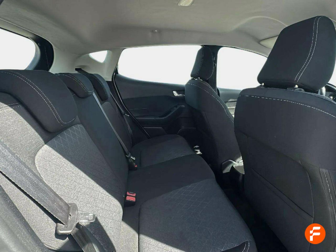 Foto Ford Fiesta 18