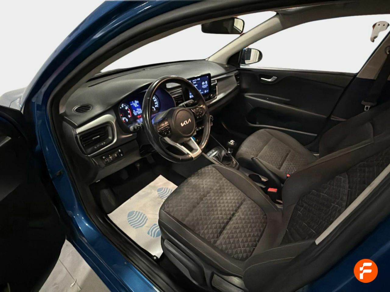 Foto Kia Rio 11