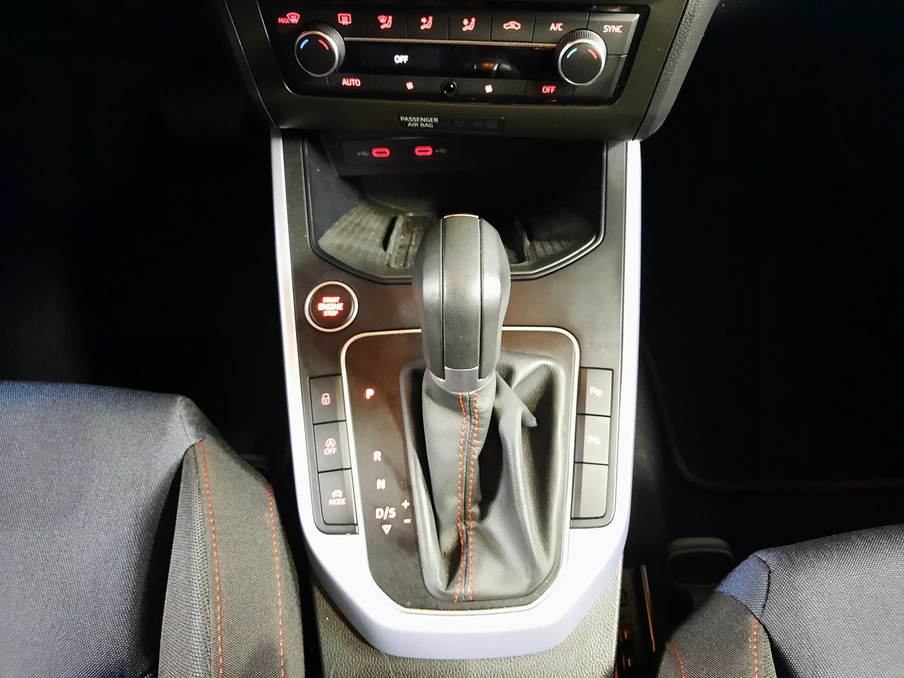 Foto Seat Arona 12