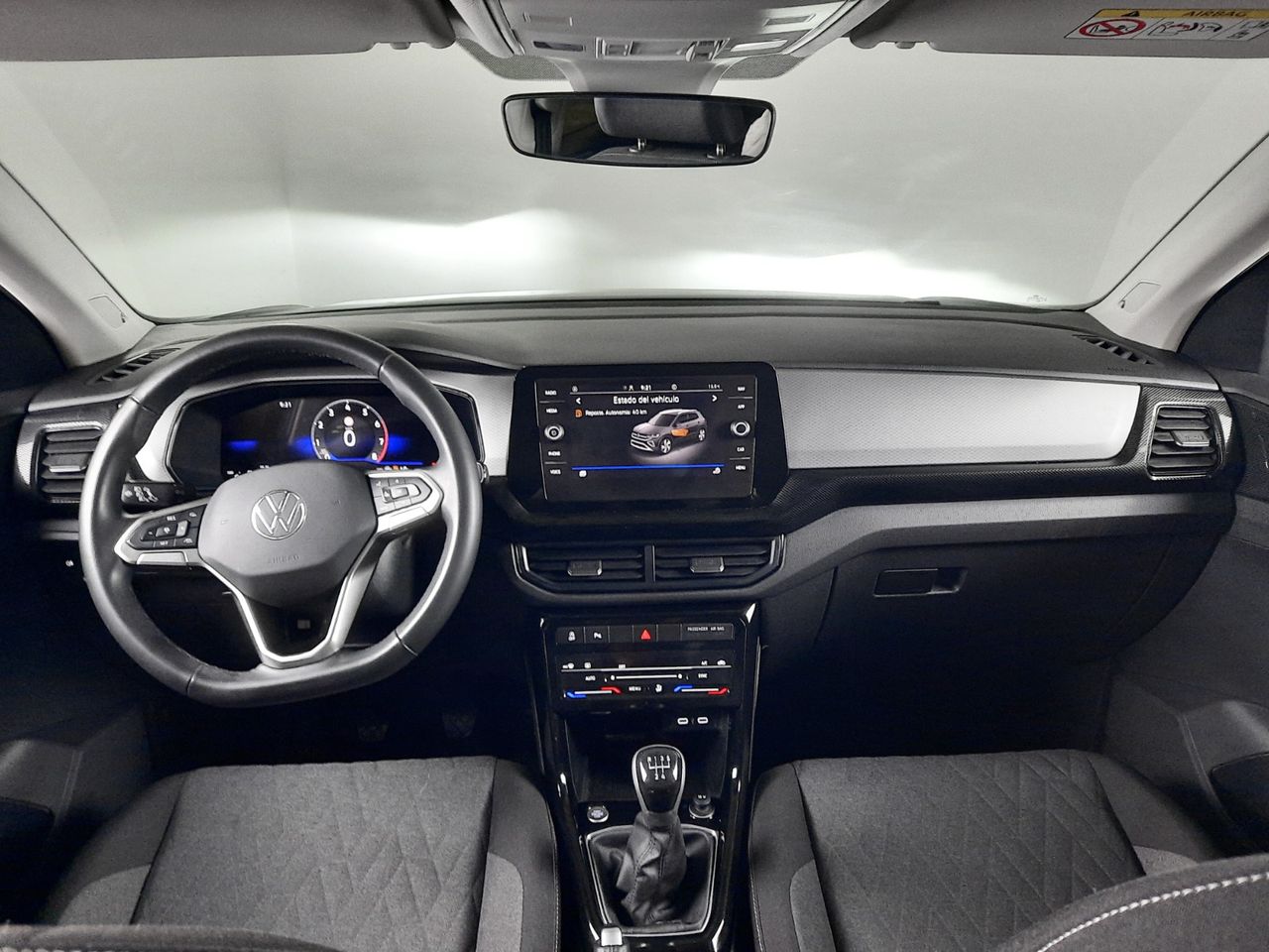 Foto Volkswagen T-Cross 4