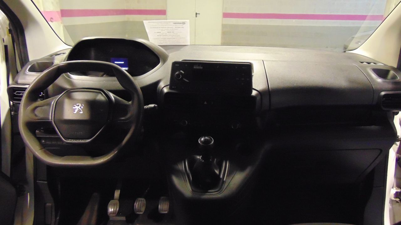 Foto Peugeot Rifter 9