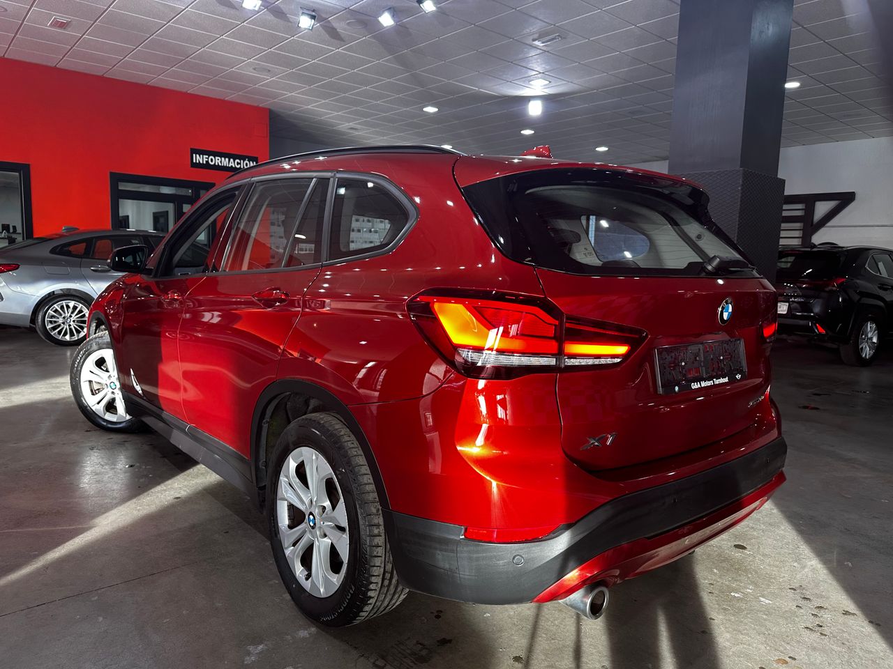 Foto BMW X1 4