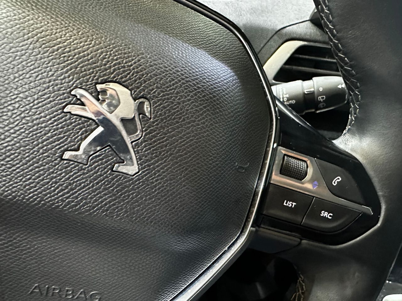 Foto Peugeot 3008 17