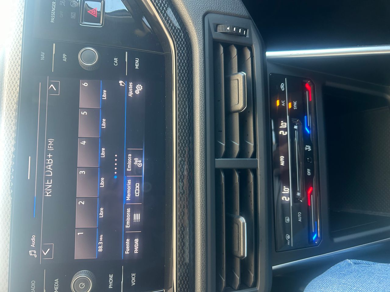 Foto Volkswagen Taigo 13