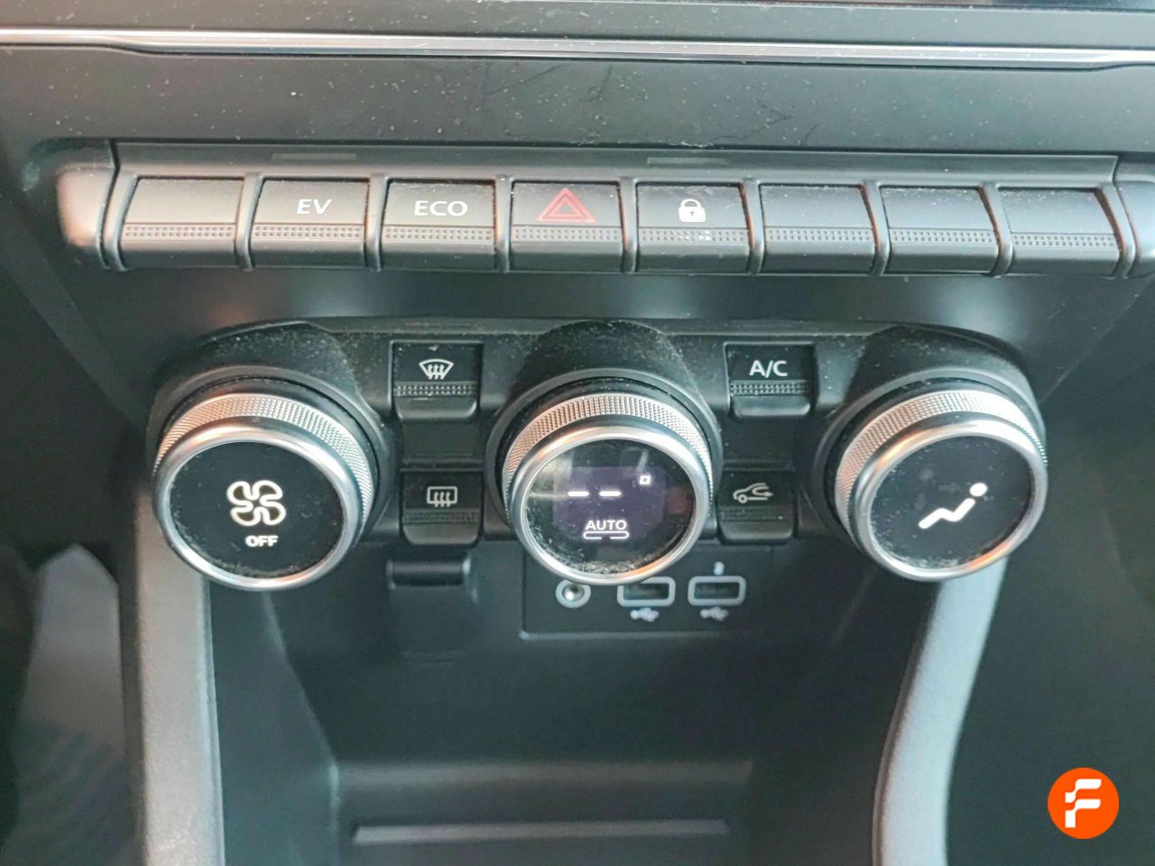 Foto Renault Clio 24