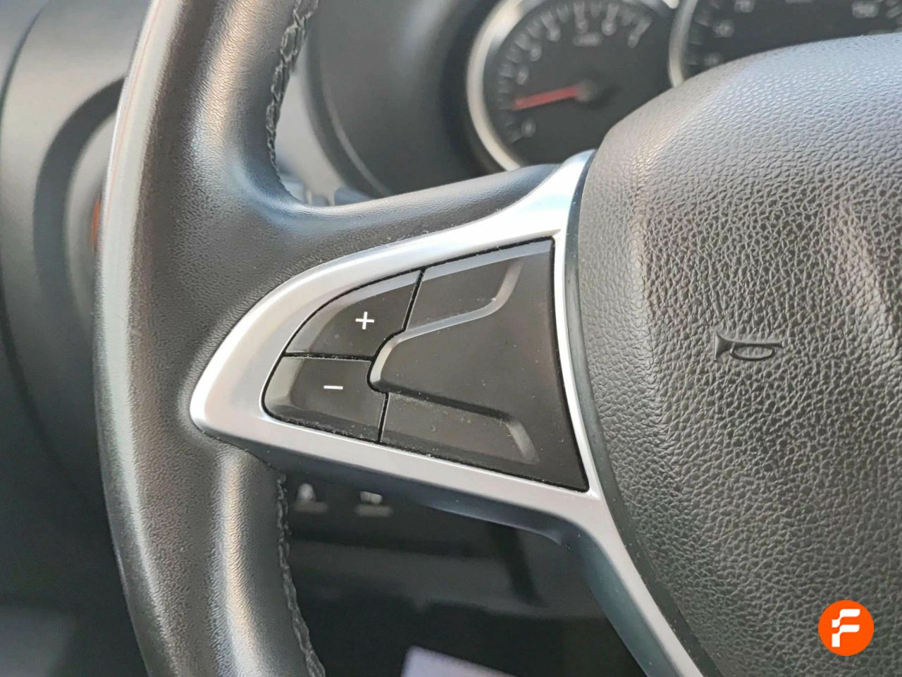 Foto Dacia Lodgy 17