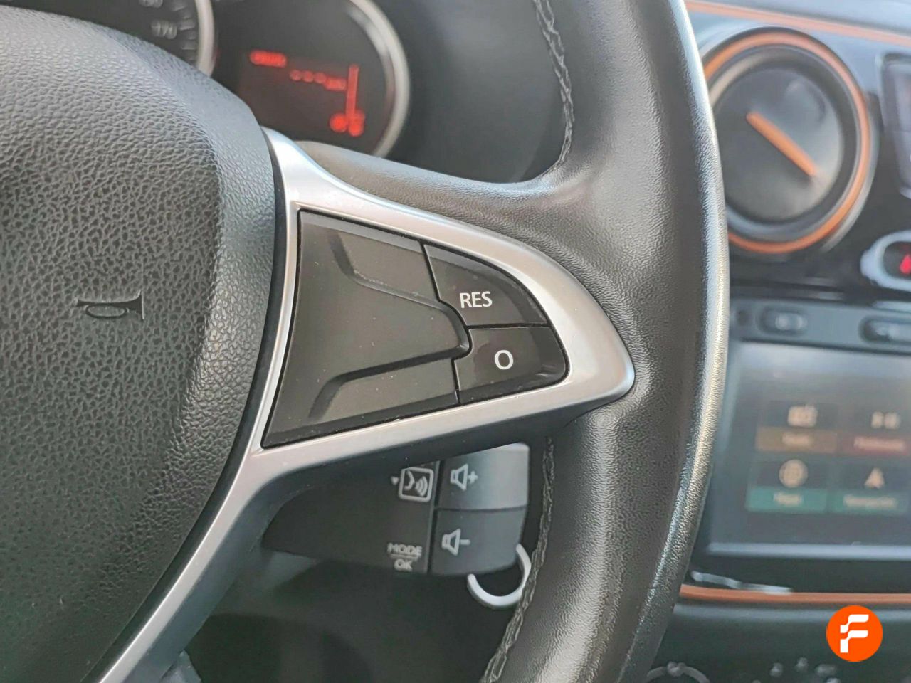 Foto Dacia Lodgy 19