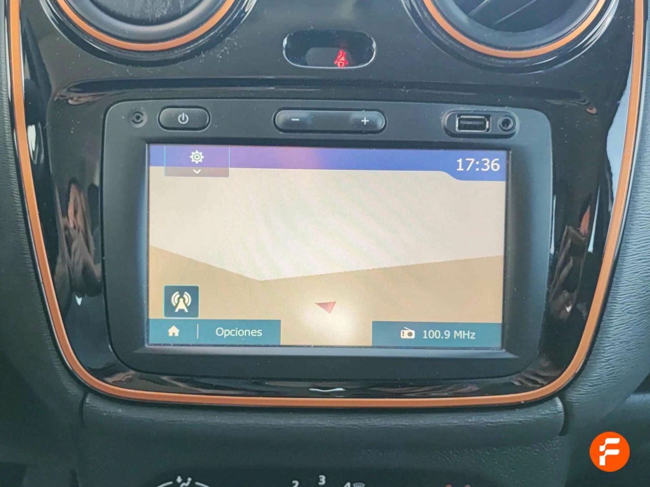 Foto Dacia Lodgy 23