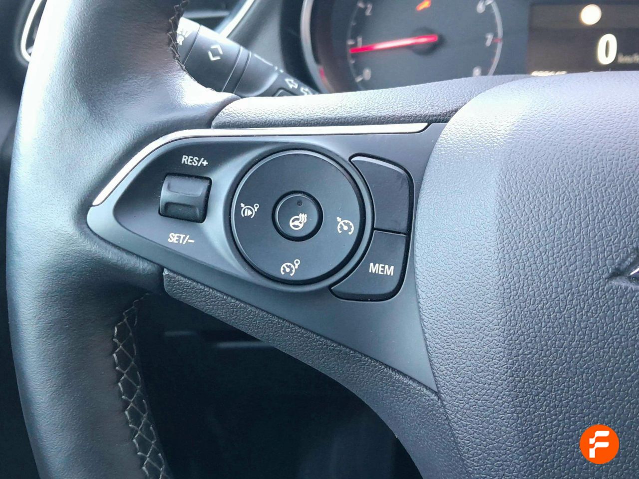 Foto Opel Grandland X 16