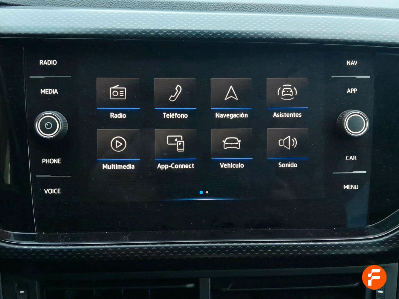 Foto Volkswagen T-Cross 18