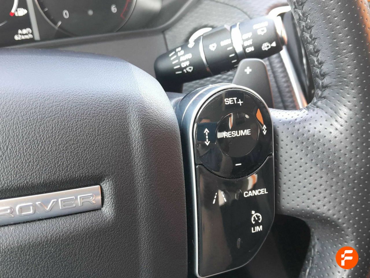 Foto Land-Rover Range Rover Velar 13