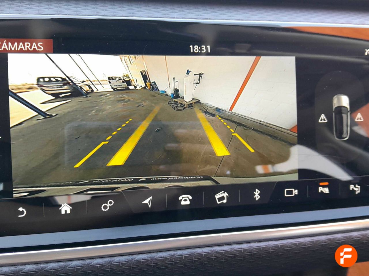 Foto Land-Rover Range Rover Velar 19