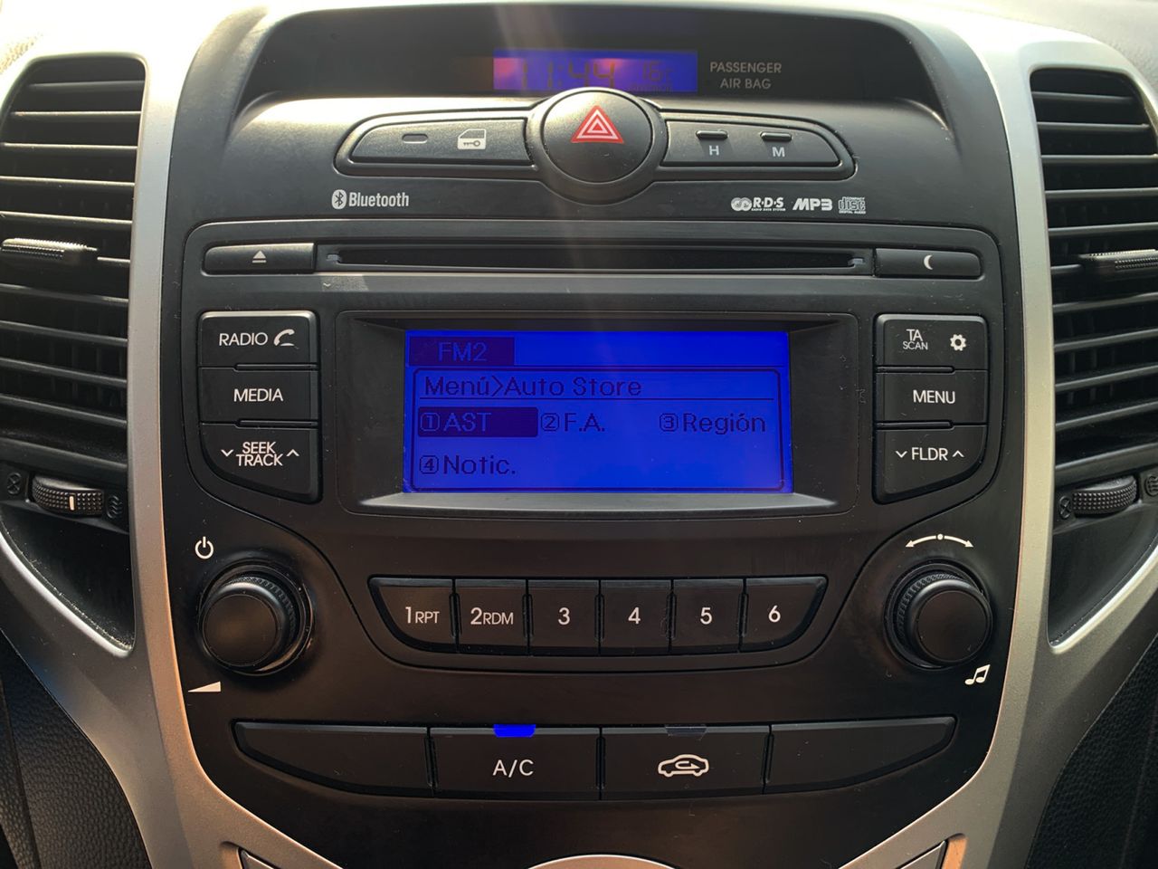 Foto Hyundai ix20 14