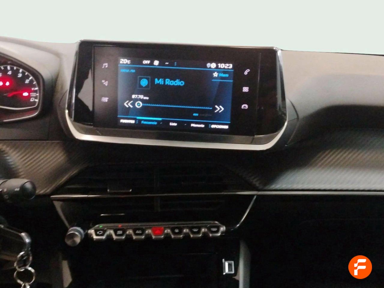 Foto Peugeot 2008 12