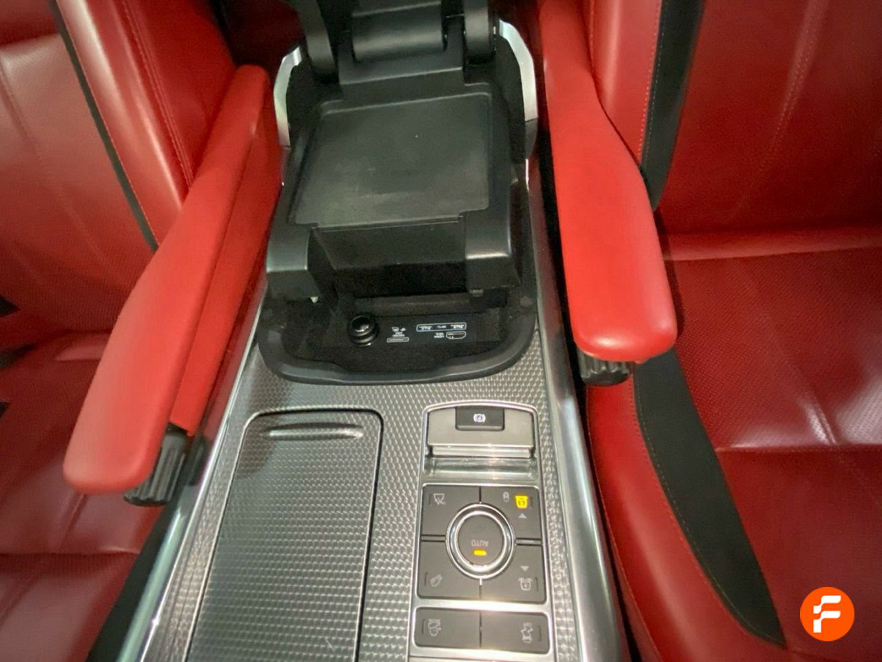 Foto Land-Rover Range Rover Sport 21