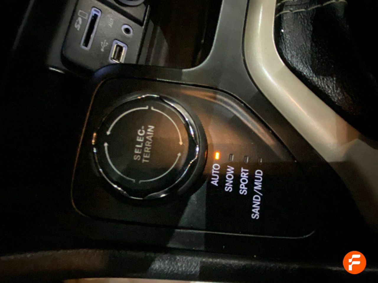 Foto Jeep Cherokee 18