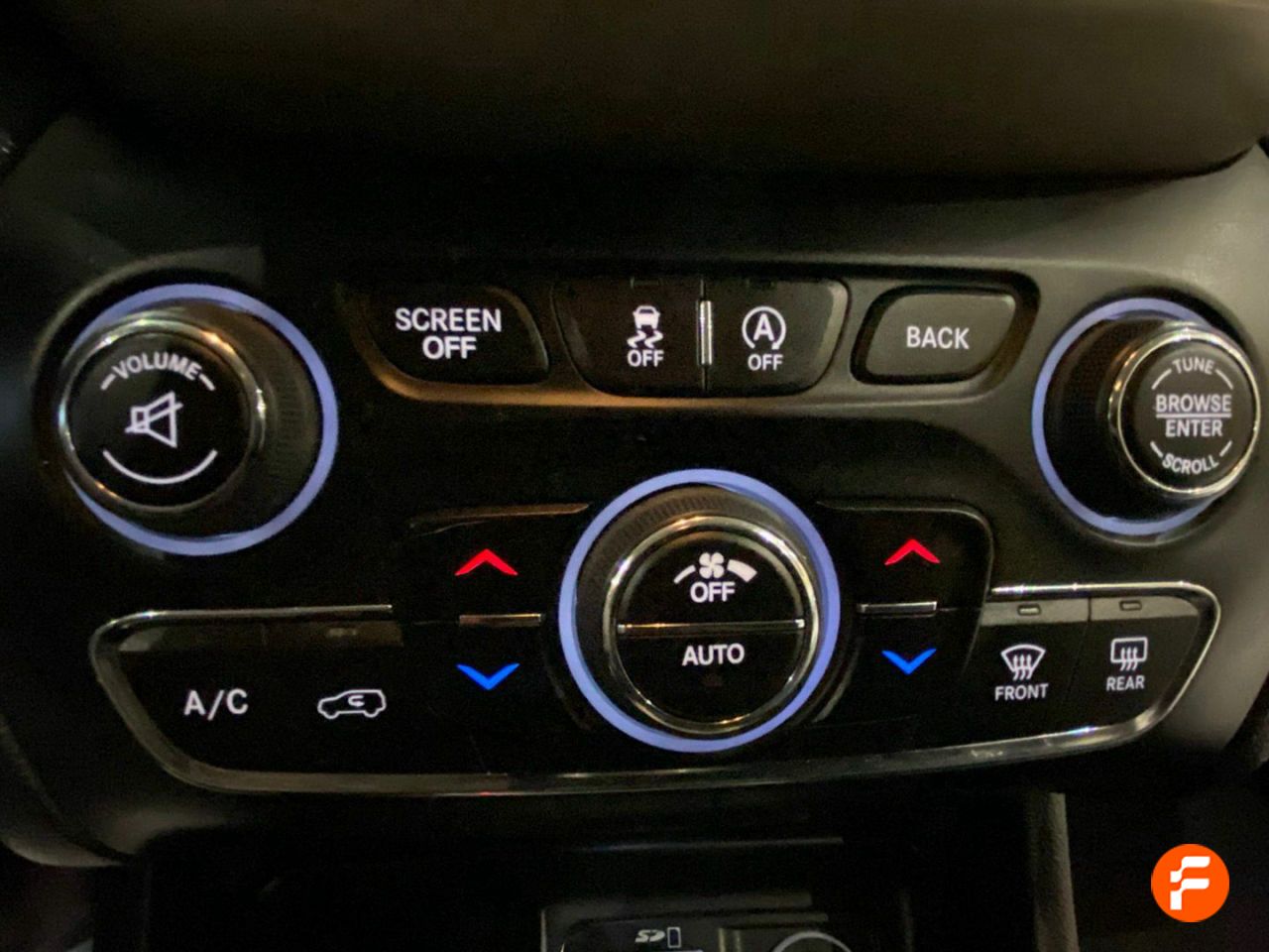 Foto Jeep Cherokee 20
