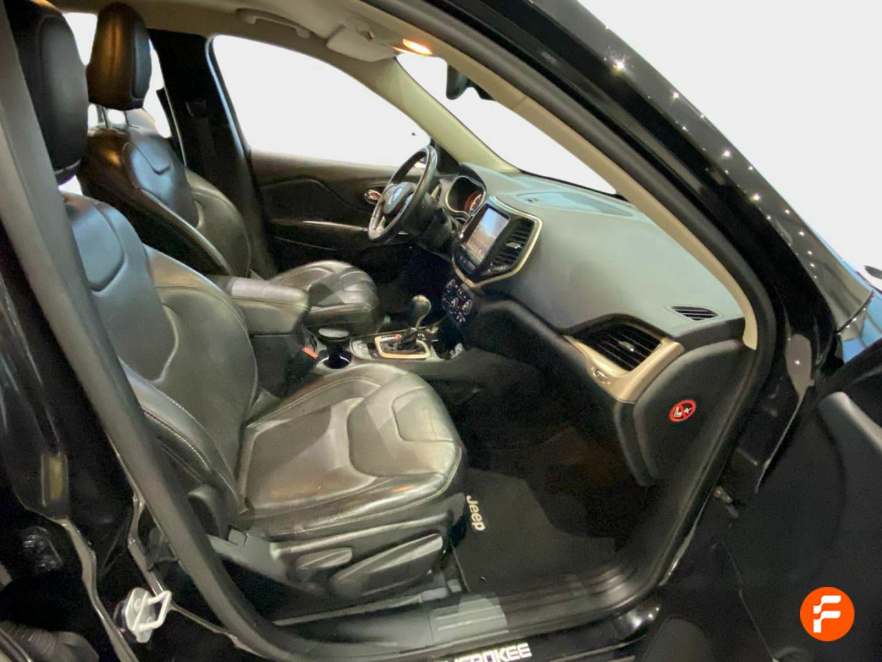 Foto Jeep Cherokee 22
