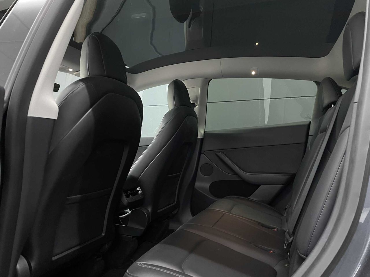 Foto Tesla Model Y 9