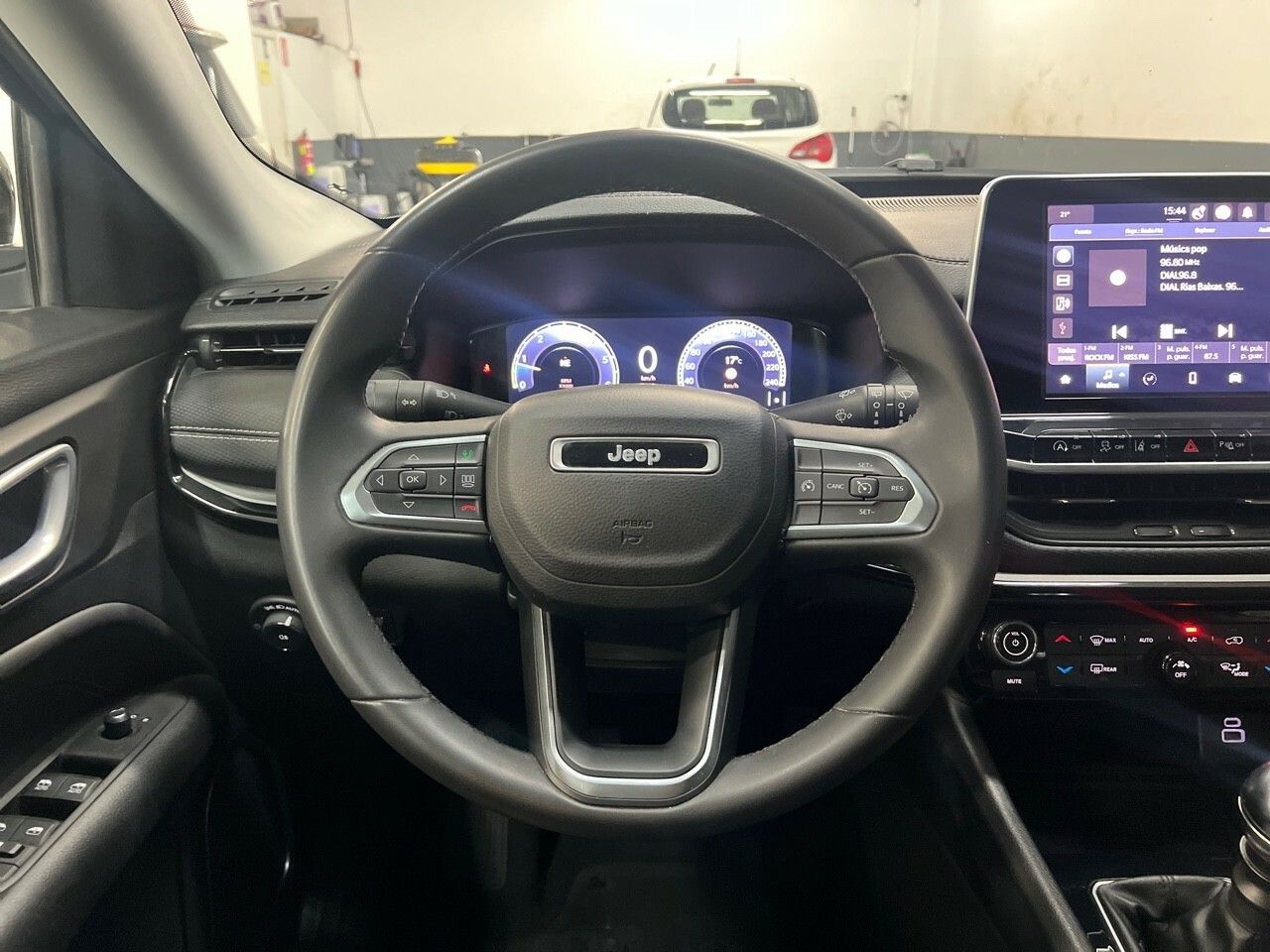 Foto Jeep Compass 11