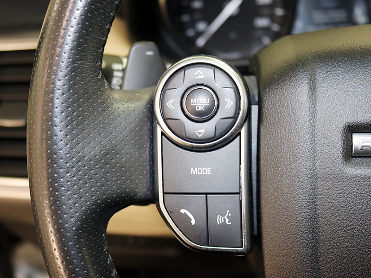 Foto Land-Rover Range Rover Sport 37